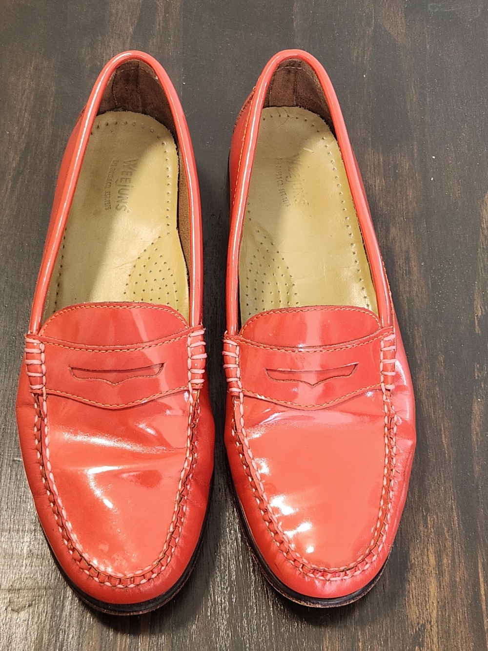 G.H. Bass Weejuns Betty Penny Loafers Coral Orange Red Patent Leather 9.5M